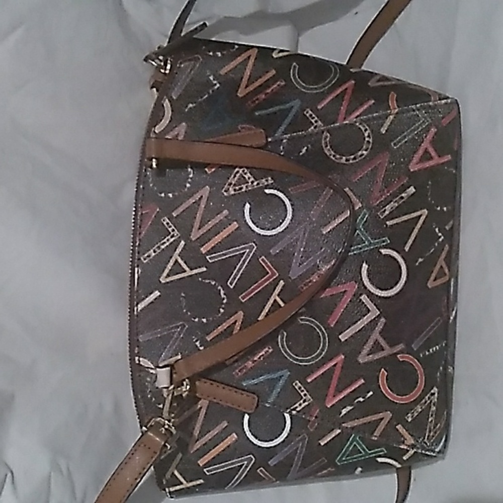 Calvin Klein Bag with Dark Background and Monogram Print (L1) - Picture 14 of 14